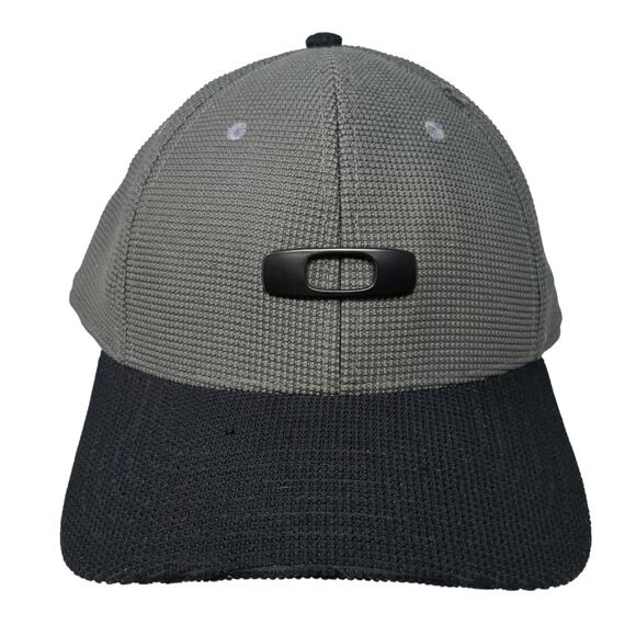 Oakley Fitted Baseball Cap Gray XL Classic Low A- Flex Vented Holes 6 Panel - Picture 1 of 10